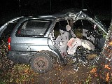 obrázek ke článku: Dopravní nehoda – rychlost, smyk, náraz do stromu a těžce zraněná posádka	