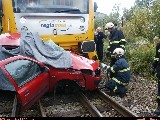obrázek ke článku: Tragické následky měla srážka osobního vozidla a vlaku na Liberecku