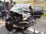 obrázek ke článku: Volkswagen Passat versus nákladní Iveco na D1