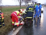 obrázek ke článku: Zdemolovaná Škodovka po nárazu do stromu u Obědovic