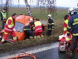 obrázek ke článku: Zdemolovaná Škodovka po nárazu do stromu u Obědovic